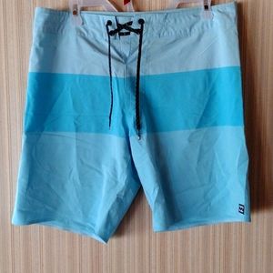 *2for$20*Men's size 32 Billabong recycler air light surfer shorts
